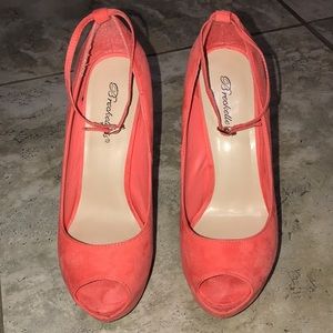 Coral/peach high heels with straps